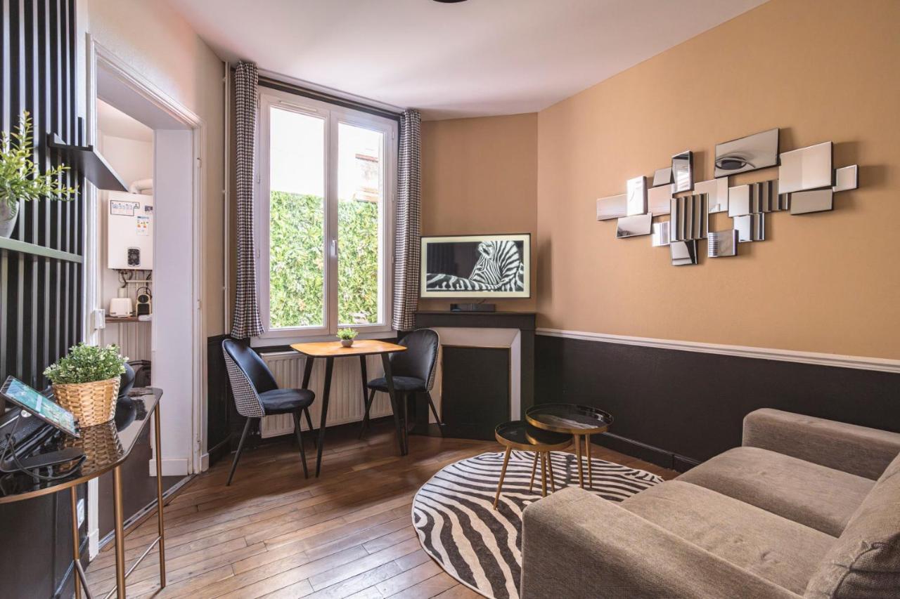Mm Suites Reims Centre Terasse Exterior foto